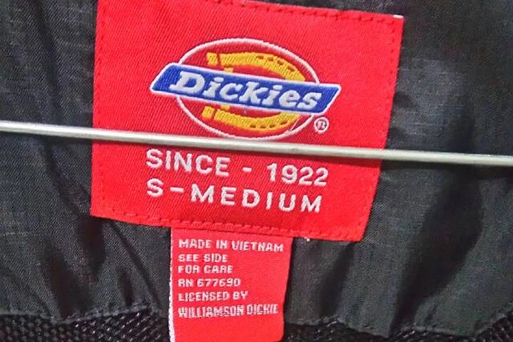 Dickies Made in Vietnam Apakah Original?
